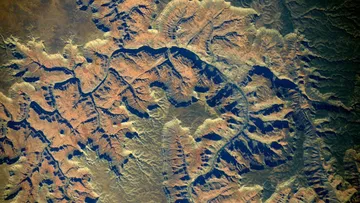 grand_canyon_criscross_lightning_scar3.jpg