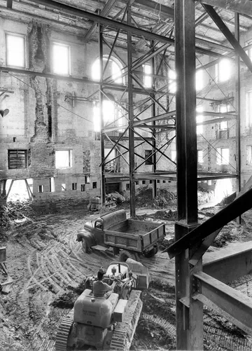 whitehouse-uninhabitable.jpg